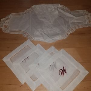 Battenburg lace bread cover & napkins